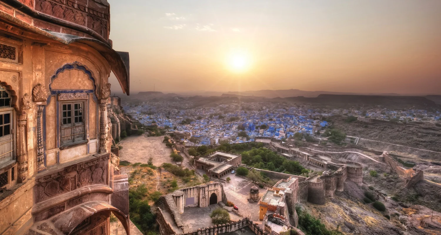 Delhi Mandawa Bikaner Jaislmer Jodhpur Udaipur Pushkar Jaipur Agra Delhi-15N/16D